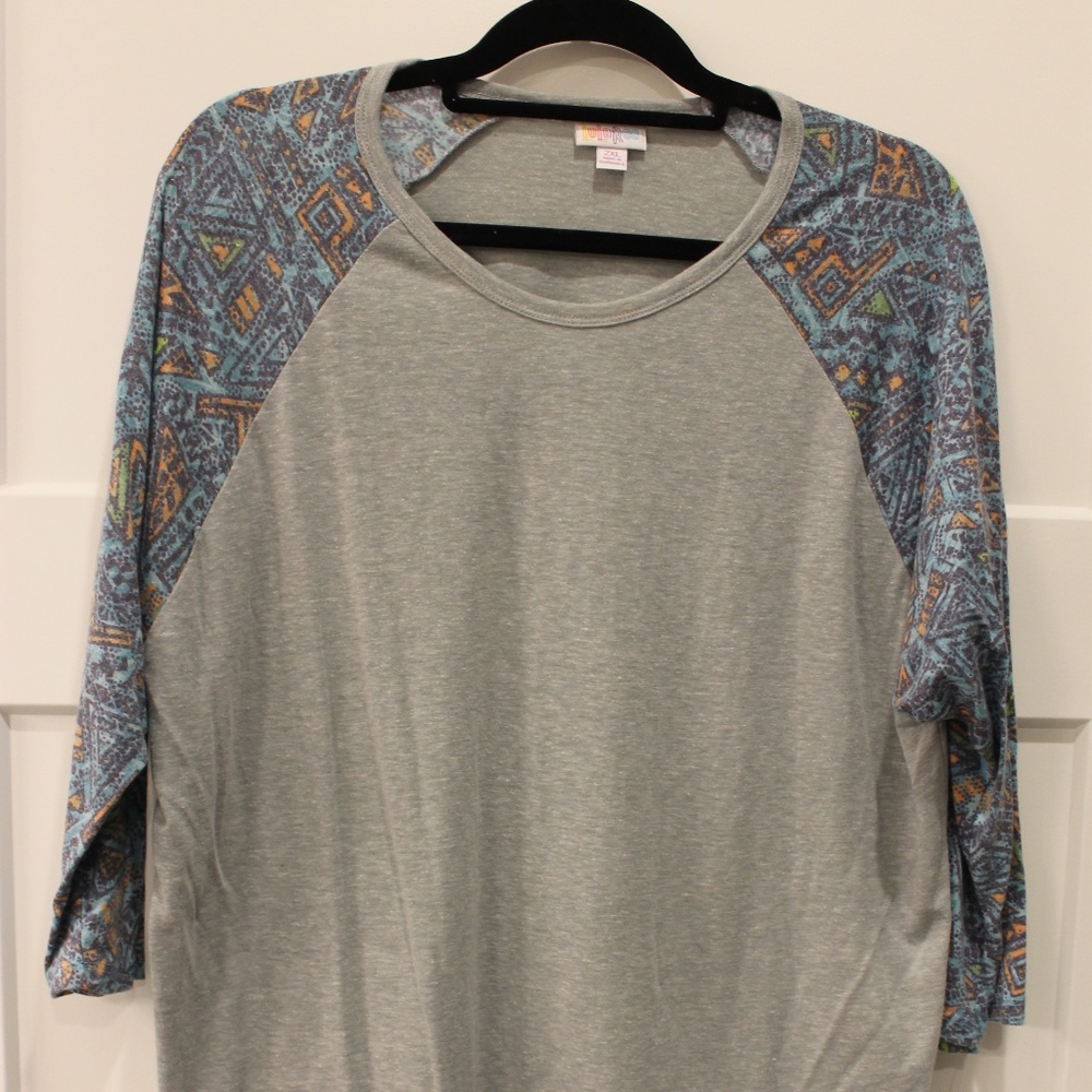 LuLaRoe Randy top - NWT